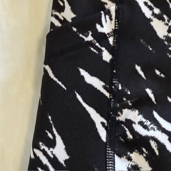 Pro Player Women's Size XL Athletic Legging Gray/Black moisture wicking - Picture 5 of 11